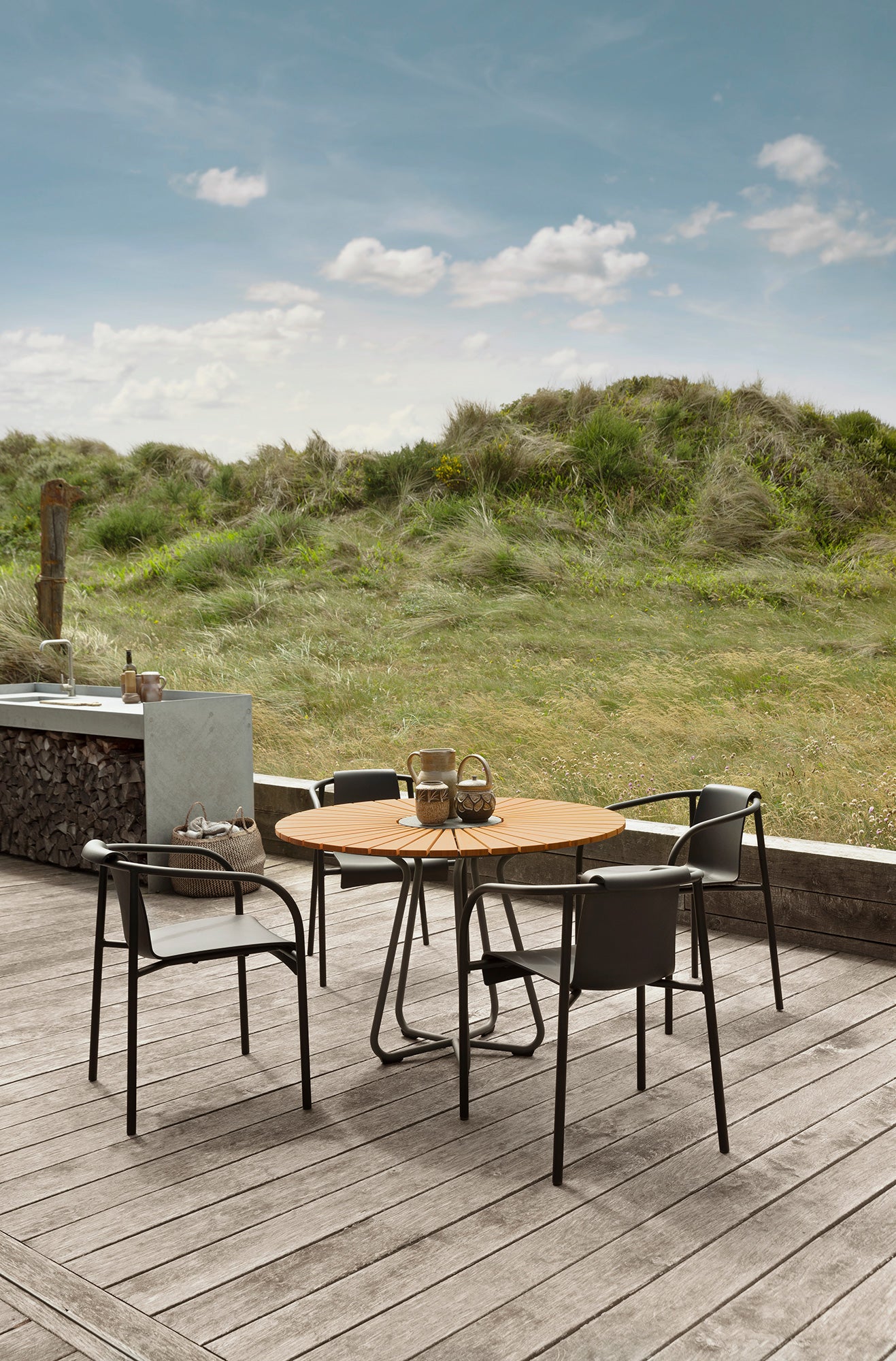 Nami Outdoor Dining Arm Chair