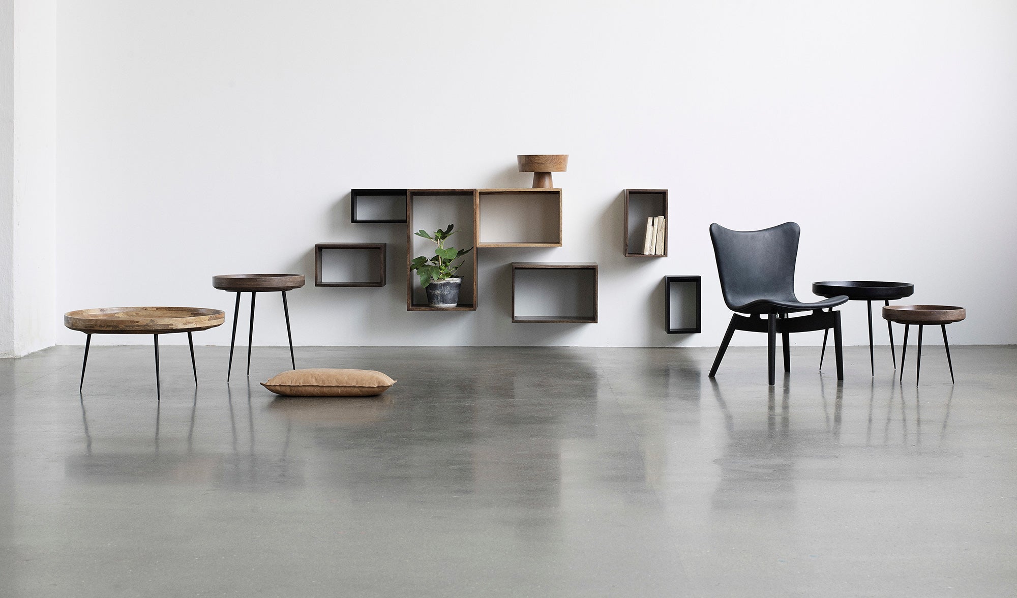 Kasliwal Bowl Overlapping Table XL