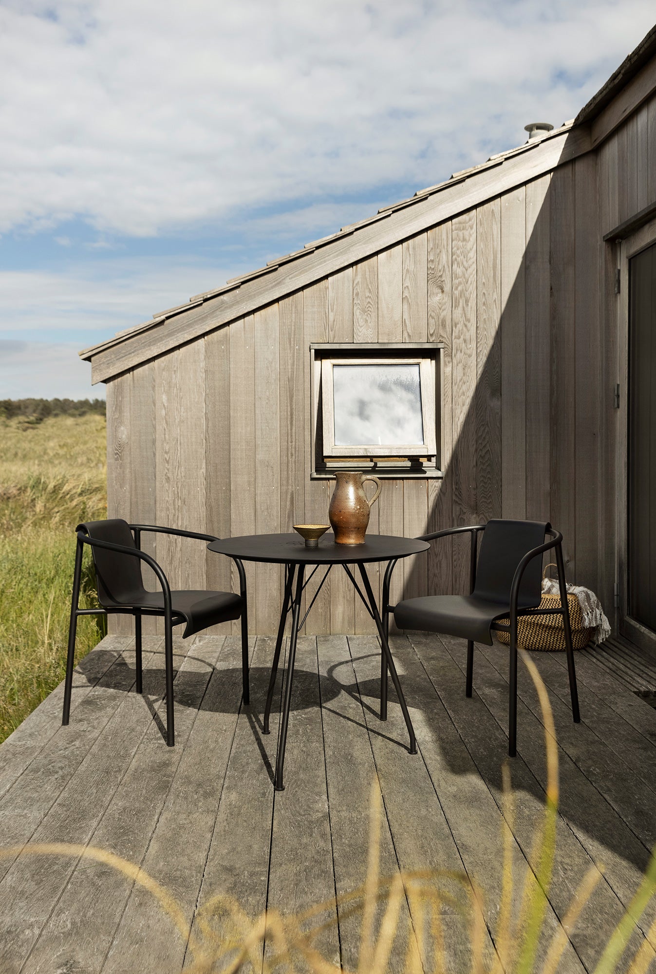 Nami Outdoor Dining Arm Chair