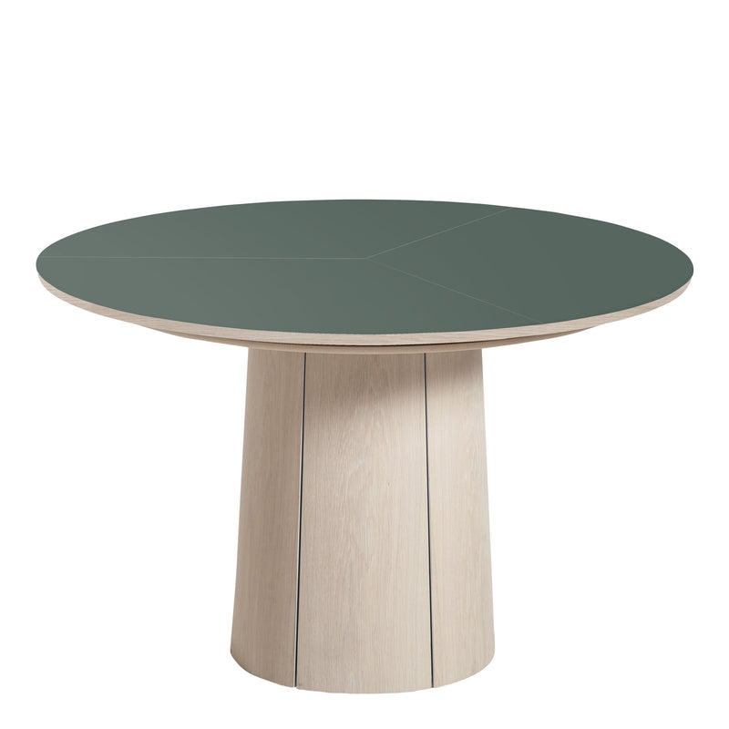 Skovby SM 33 Round Dining Table