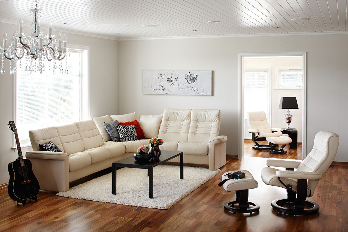 Stressless Sapphire High Back Loveseat