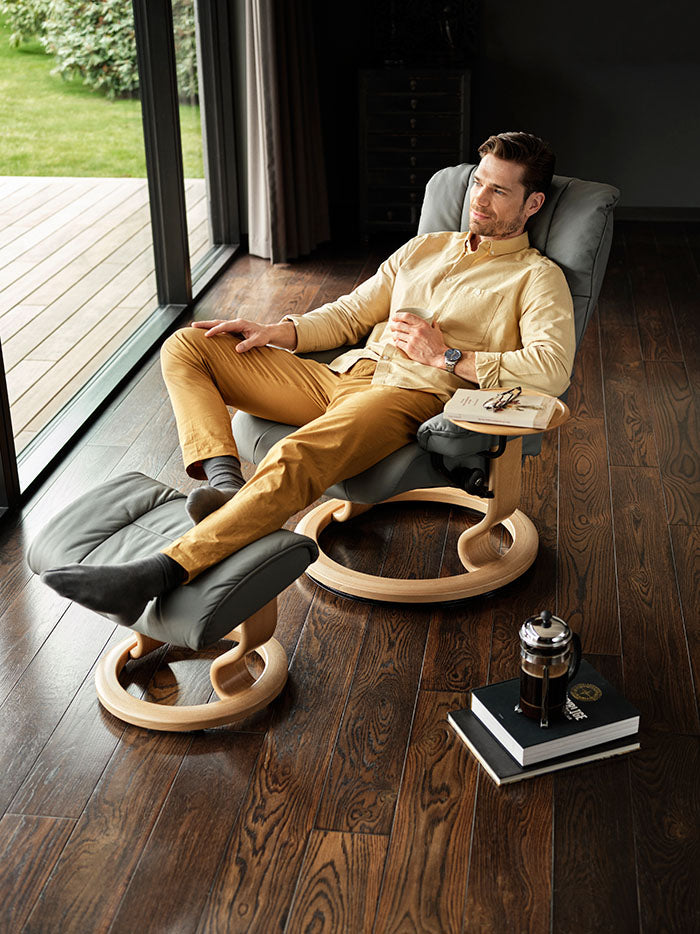 Stressless Mayfair Medium Recliner & Ottoman - Classic - Velaro