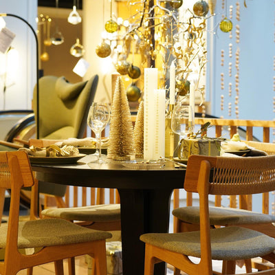 Oak Model No. 140 BPS chairs with black round dining table GALLERY