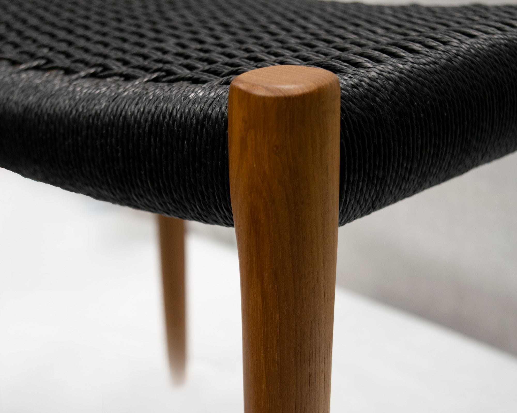 J.L. Moller Model 77A Bench