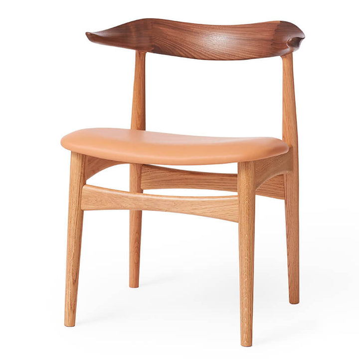 warm-nordic-cow-horn-chair-