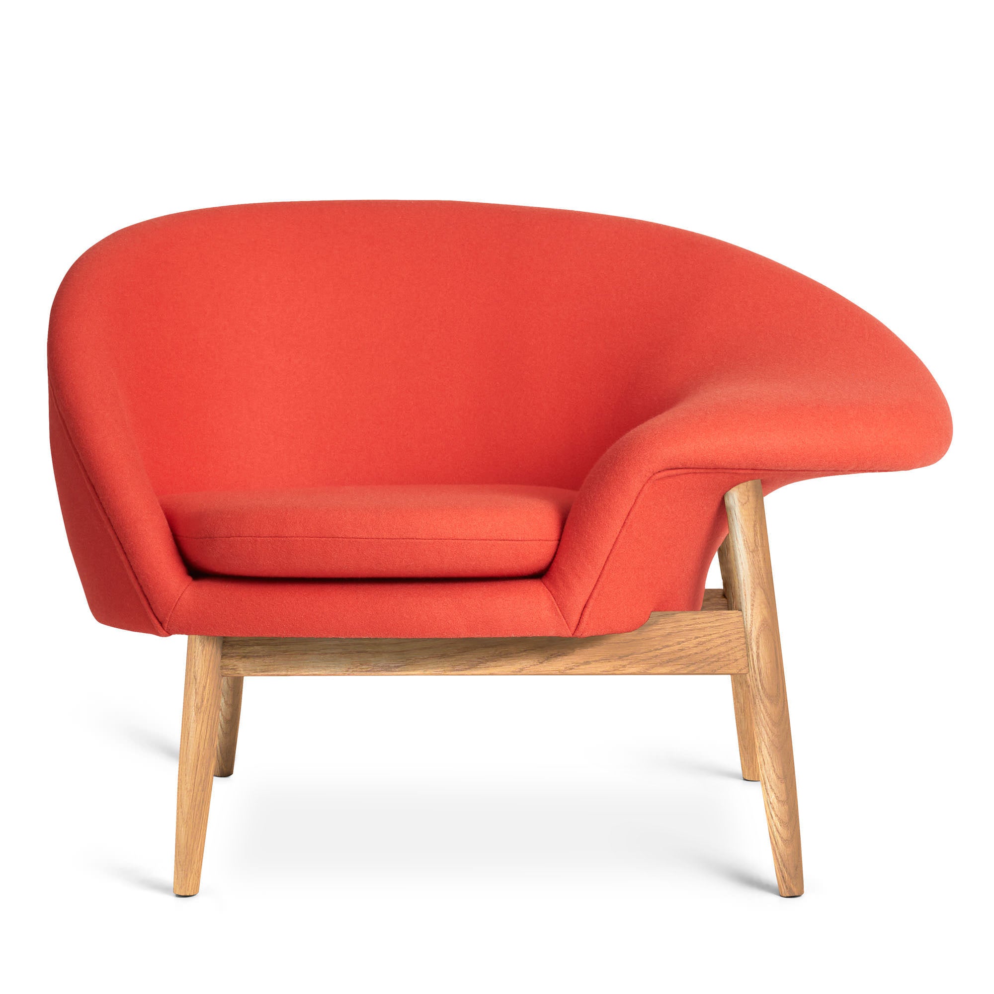 Fried Egg Chair by Warm Nordic