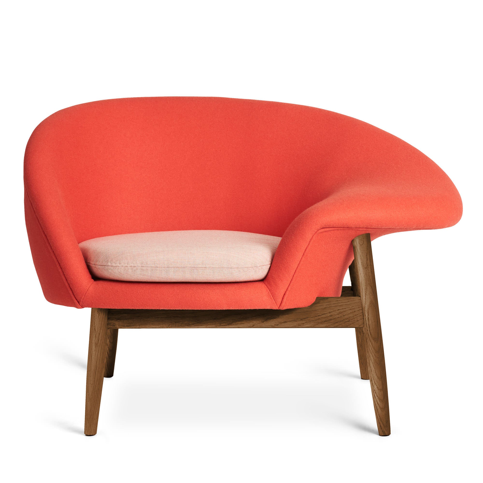 Fried Egg Chair by Warm Nordic