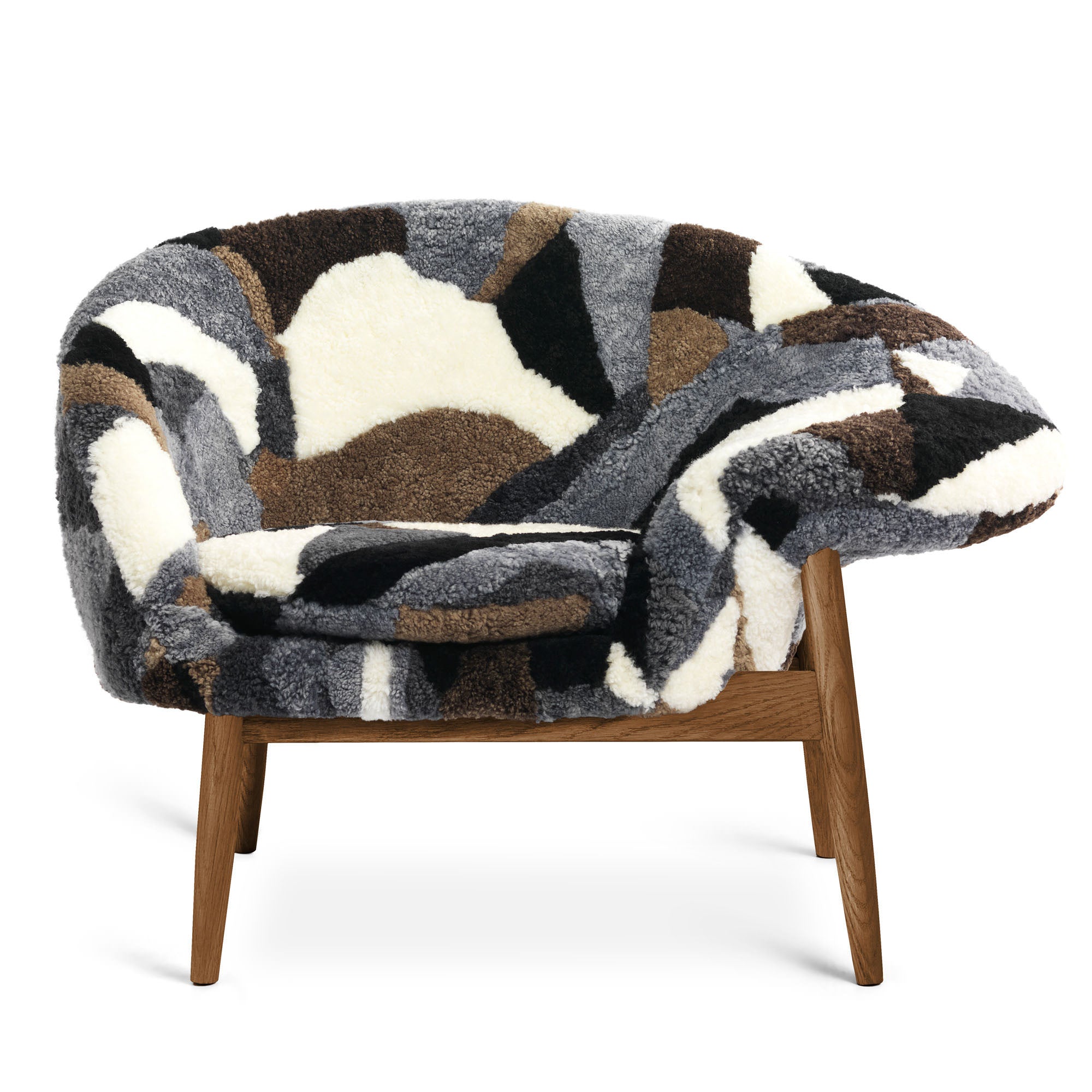 Fried Egg Chair by Warm Nordic