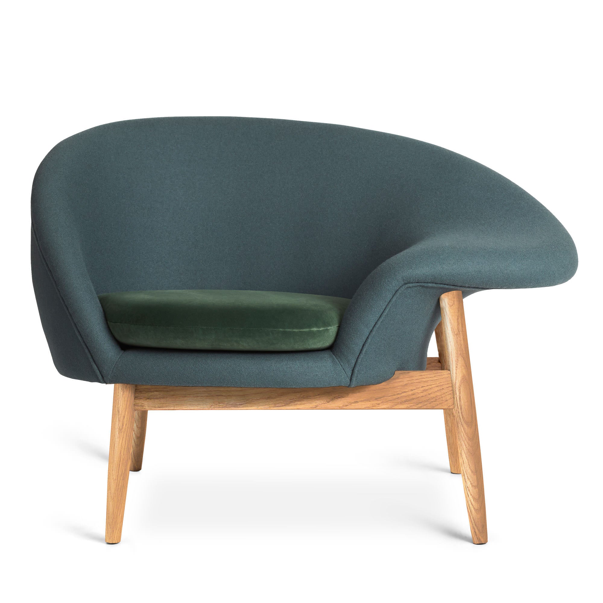 Fried Egg Chair by Warm Nordic